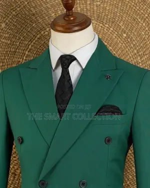 Mario Casas Men's Green Suit