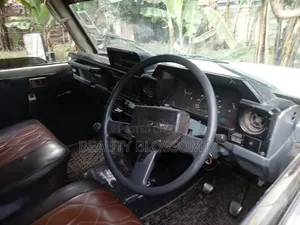 Toyota Land Cruiser Pickup for Hire