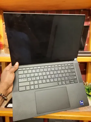 Dell Precision 5570 Laptop: Core i9, 32GB RAM, 512GB SSD, RTX A2000