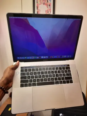 Apple MacBook Pro 15" 2017 16GB RAM, 512GB SSD