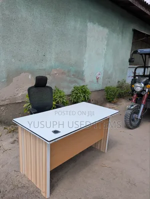 Wood-Mode Gray Office Chair and Desk
