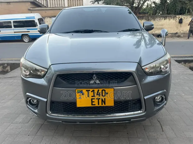 Mitsubishi RVR 2010 Gray - 1