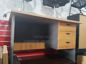 Used Office Table - Yellow Square