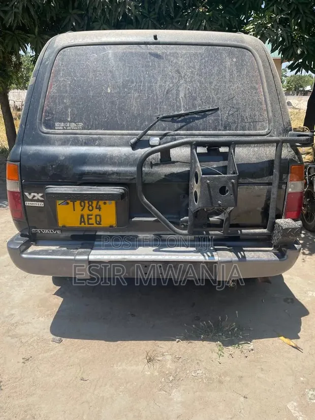 Toyota Land Cruiser 1993 Black - 1