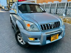 Toyota Land Cruiser Prado 2006 Nyeupe