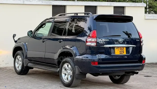 Toyota Land Cruiser Prado 2007 Black - 1