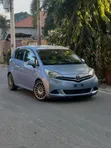 Toyota Ractis 2010 - 1
