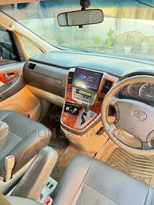 Toyota Alphard 2003