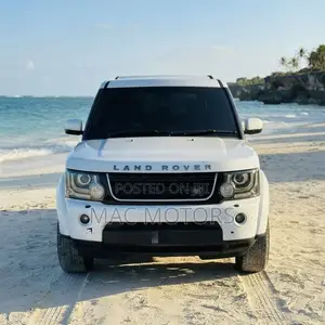 Land Rover Discovery 4 2014 White