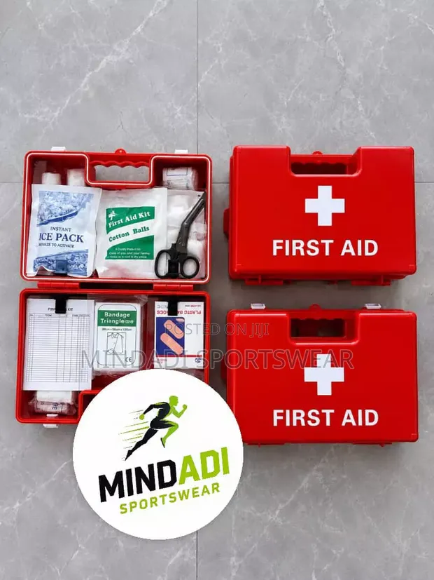 First Aid Box with Materials - 1