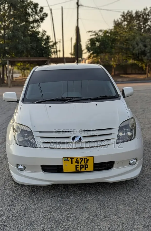 Toyota IST 2007 - 1