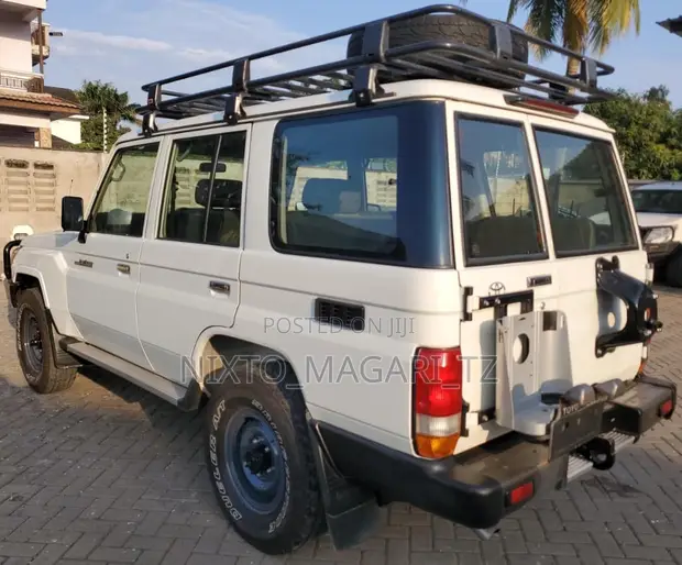 Toyota Land Cruiser LX 2020 - Unregistered - 1