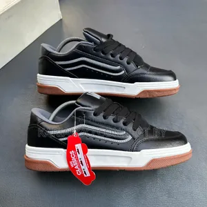 Classic Vans Low-Top Casual Shoes