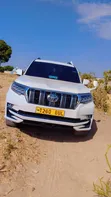 Toyota Land Cruiser Prado 2017 White - 1