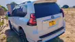 Toyota Land Cruiser Prado 2017 White - 3