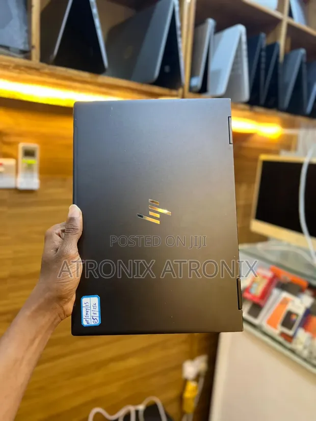 Laptop HP Envy x360 13z: Ryzen 5, 8GB RAM, 256GB SSD - 1