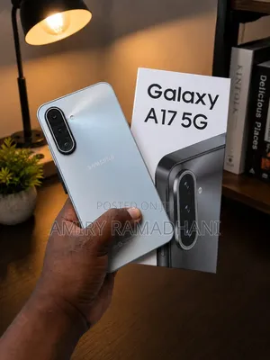 New Samsung Galaxy A17 5G 256GB Gray