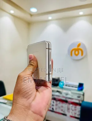Samsung Galaxy Z Flip 4 16GB White