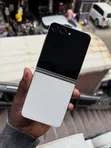 Samsung Z Flip 16GB Black (Used) - 2
