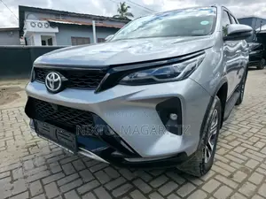 2024 Toyota Fortuner Silver