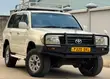 Toyota Land Cruiser 2001 White - 2