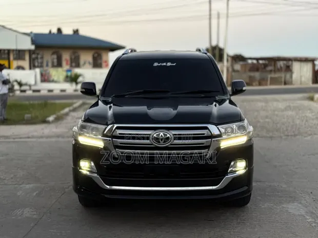 Toyota Land Cruiser V8 VXR 2015 - 1