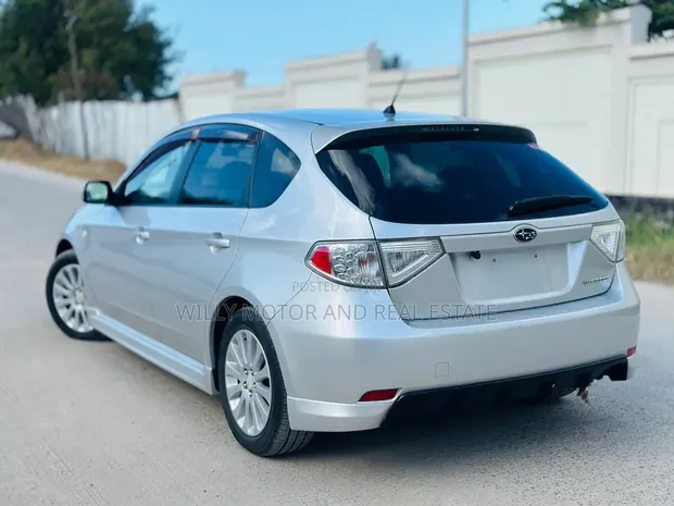 Subaru Impreza 2009 Silver - 1