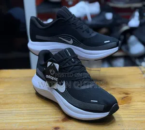 Nike Men's Leather Sneakers - Brand New