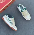 Vans Viatu - Street Legend Sneakers - 4