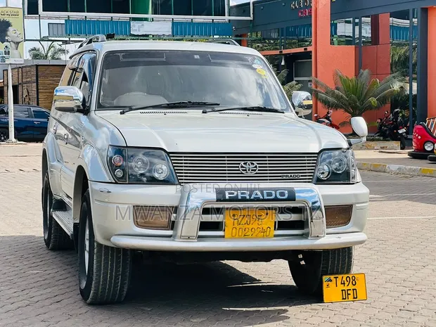 Toyota Land Cruiser Prado 1997 Beige - 1
