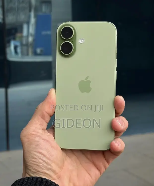 New Apple iPhone 17 256GB Green - 1