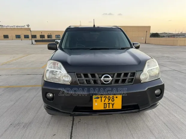 Nissan X-Trail 2009 Black - 1