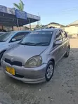 Toyota Vitz 2002 - 1
