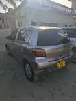 Toyota Vitz 2002 - 5