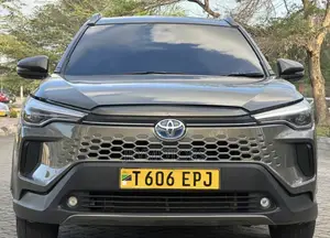 Toyota Corolla Cross HEV 2025 Gray