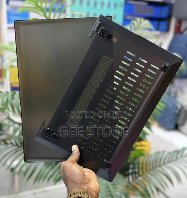 Black Plastic/Polycarbonate Laptop Hard Shell Case - 1