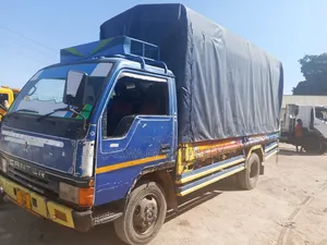 Mitsubishi Canter Mini Truck - Used
