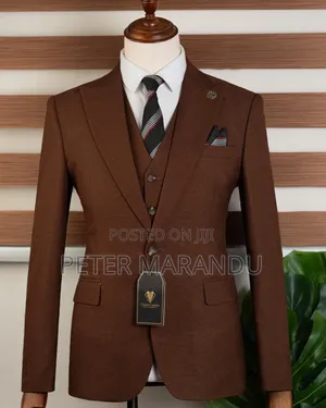 Carlos Cardini Men's Slim Fit Suit - Elegant Brown
