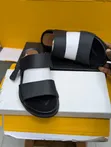 UISSO Brand New Fashion Sandals - 4