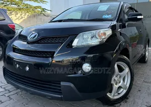 Toyota IST 2008 - Matt Black
