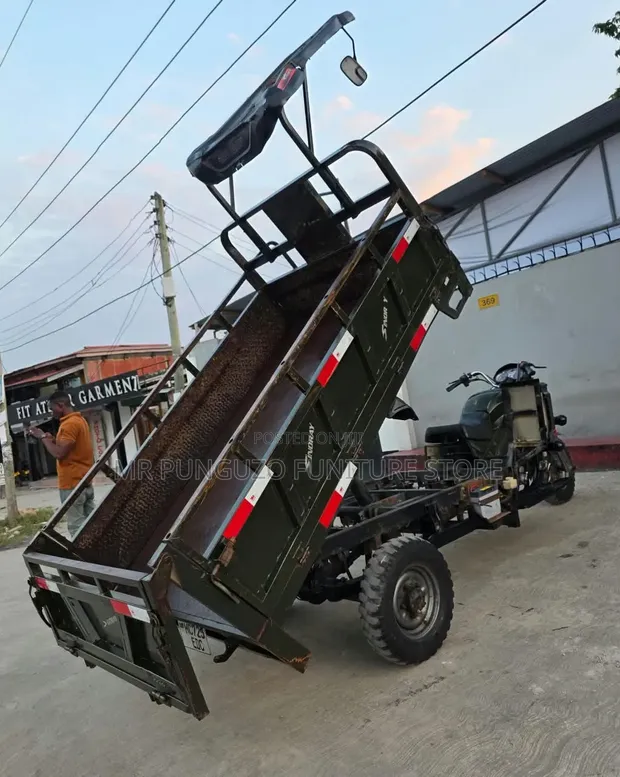 Sinoray SR250-Q7 Pikipiki ya Touring 2022 - 1