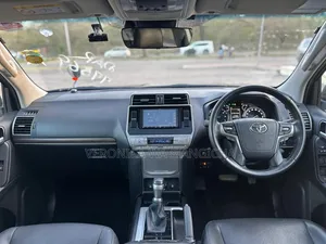 Toyota Land Cruiser Prado TX 2023 Black