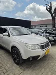 Subaru Forester 2010 White - 5