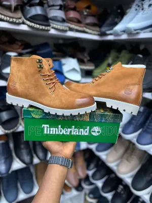 Timberland Classic Boots - Black & Brown