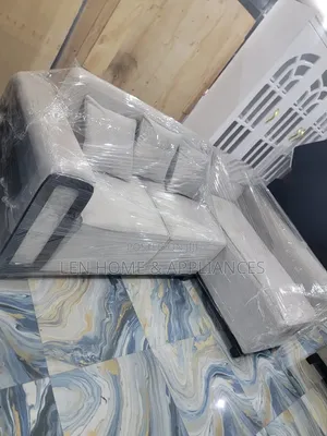 Sofa L-Shape Nyeusi