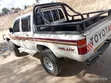 Toyota Hilux 2002 Nyeupe - 2