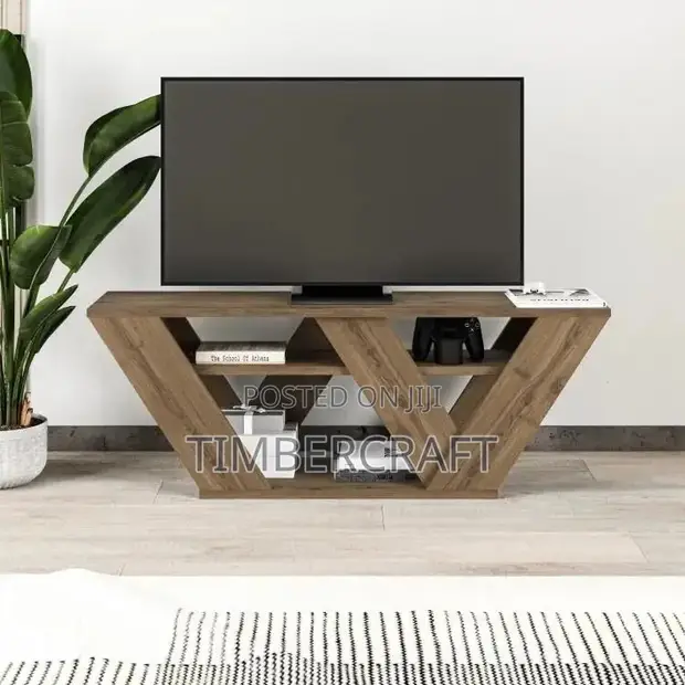 Pipralla TV Stand - 1