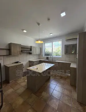 4-Bedroom Diplomatic Villa for Rent in Oyster Bay