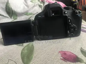 Canon EOS 600D (Rebel T3i) + 18-55mm IS II Lens