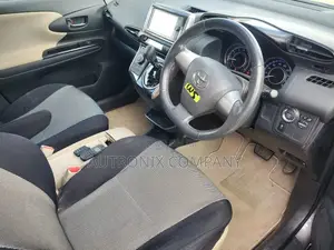 Toyota Wish 2011 Gray
